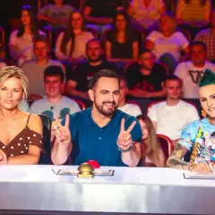 Jurorzy oceniają występy. Tak wyglądają testy muzyczne na castingu do show.