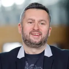 Ile zarabia prowadzący koło fortuny? Zaskakujące fakty o wynagrodzeniach