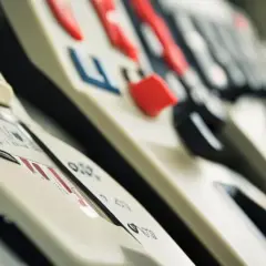 Jak zrobić debet na licznik przedpłatowy i uniknąć nieprzyjemnych kosztów
