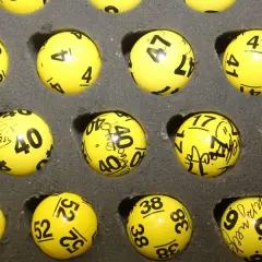 W jakie dni losowania lotto? Poznaj harmonogram i godziny!