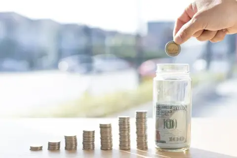 Jakie banki konsolidują chwilówki? Sprawdź najlepsze oferty i warunki