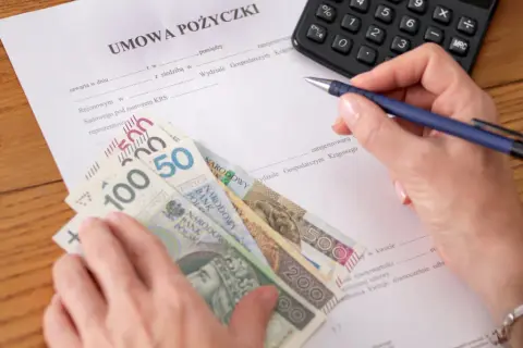 Czy umowa pożyczki spisana na kartce jest ważna? Sprawdź, co musisz wiedzieć