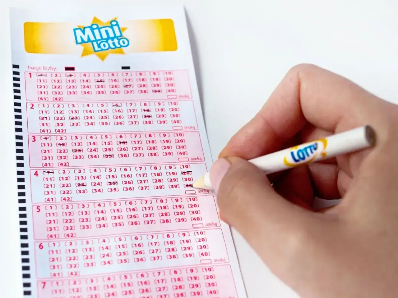 Mini Lotto wyniki: Sprawdź dziś swoje szczęśliwe liczby!