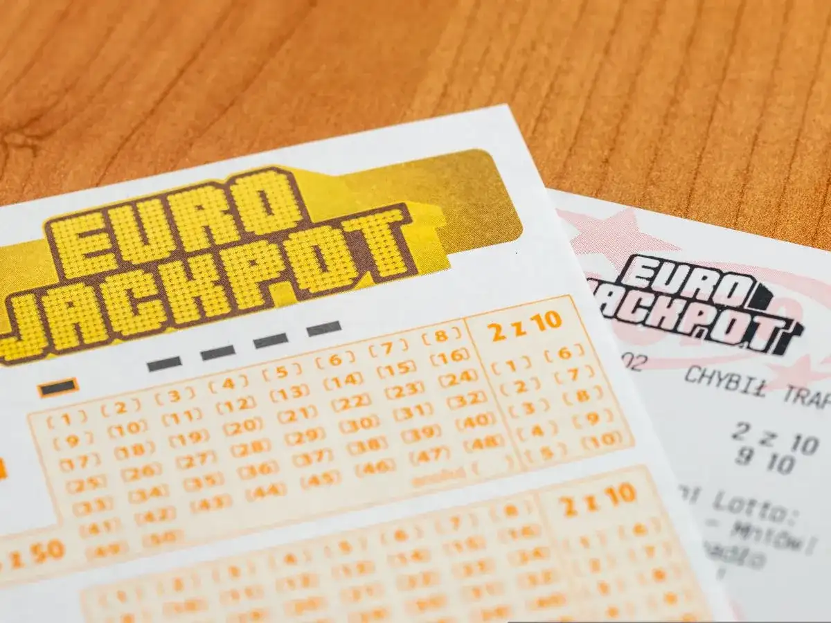 Eurojackpot w piątek 13. czy to klątwa? Jak ochronić wygraną.